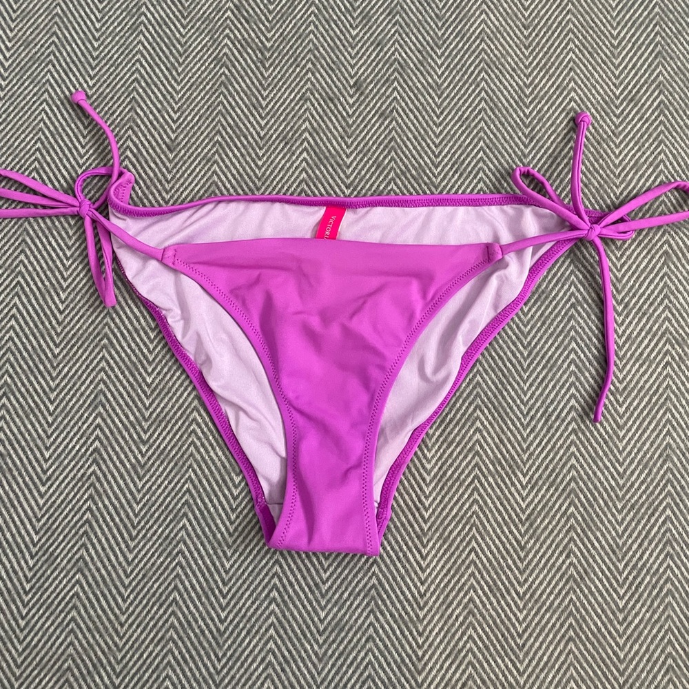 VICTORIA’S SECRET STRING BIKINI BOTTOM